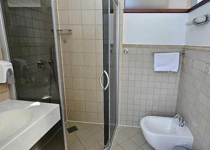 & Astoma * 팔랑가