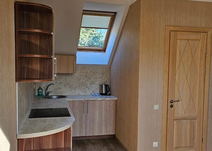 홈스테이 & Astoma 팔랑가