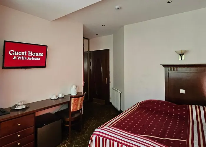 民宿 & Astoma