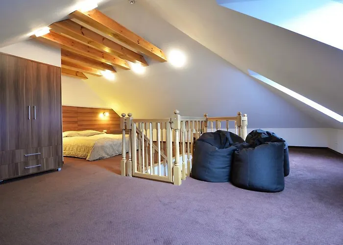 홈스테이 & Astoma